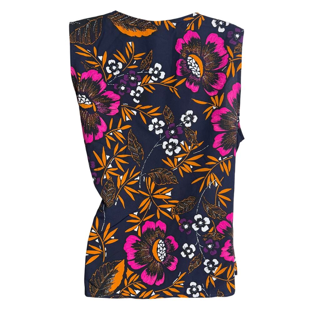 A New Day a.n.d by Andea Blouse Large Floral Sleeveless V-Neck Wrap Top Blue New - Picture 4 of 9